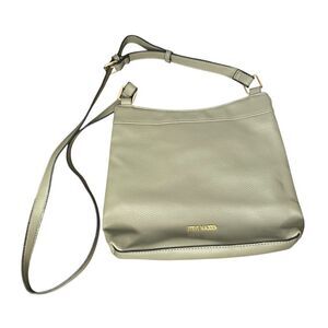 Steve Madden NWT Olive Kimmy Crossbody‎ shoulder bag.